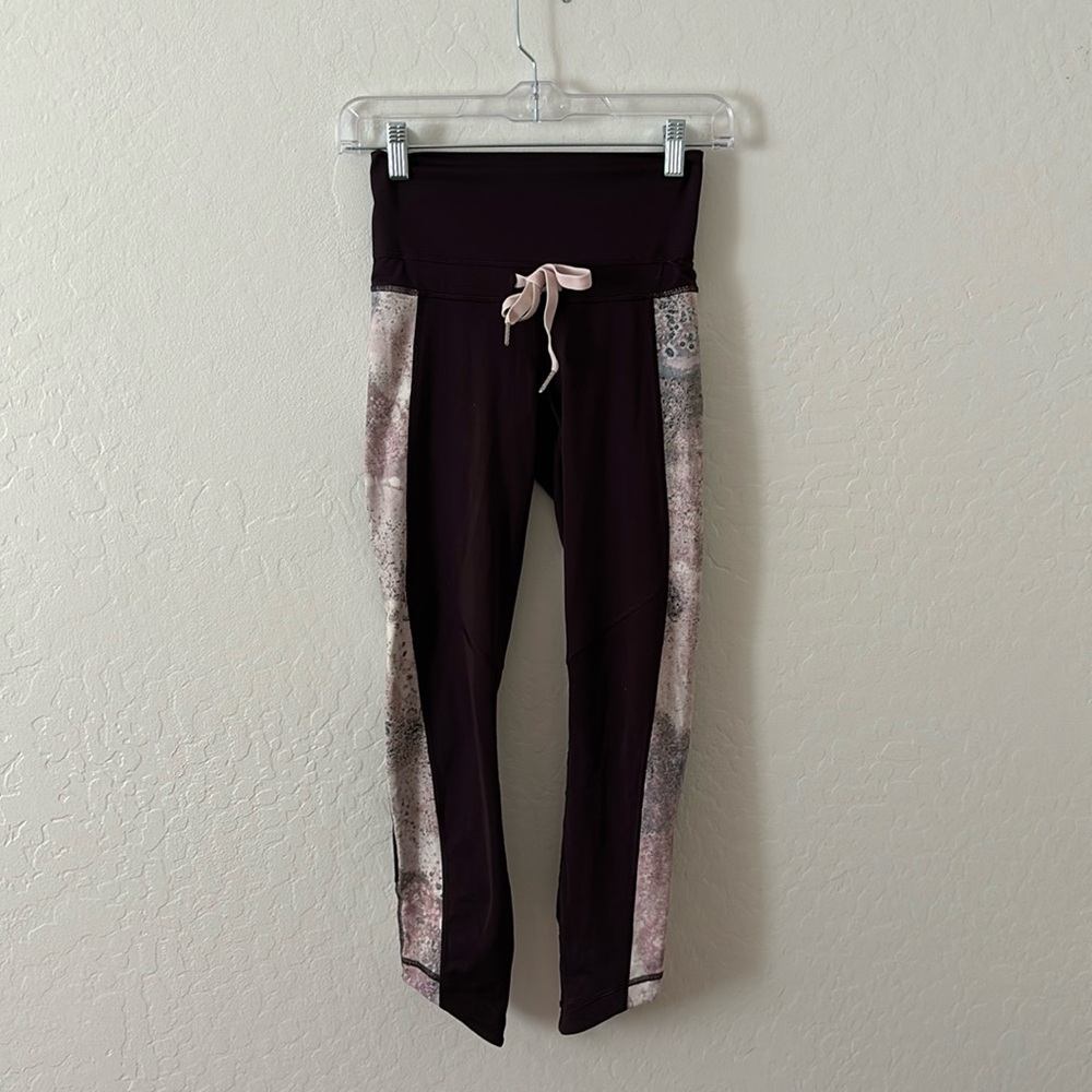 Lululemon Cropped Purple Leggings